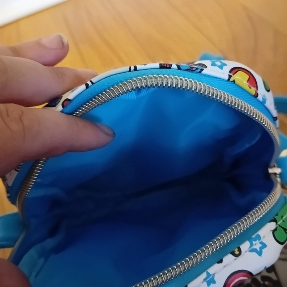 NWOT Disney Store Marvel The Avengers MXYS Crossbody Bag - Picture 6 of 6